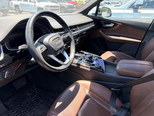 2019 Audi Q7 55 Premium Plus