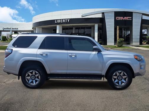 2021 Toyota 4Runner TRD Off Road