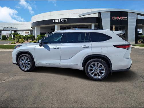 2022 Toyota Highlander Hybrid Limited