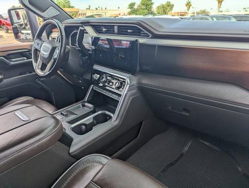 2024 GMC Sierra 2500 Denali