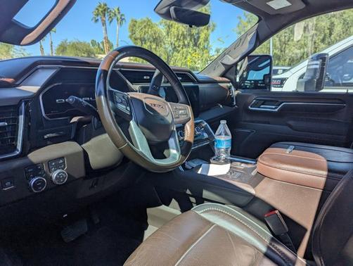 2024 GMC Sierra 2500 Denali