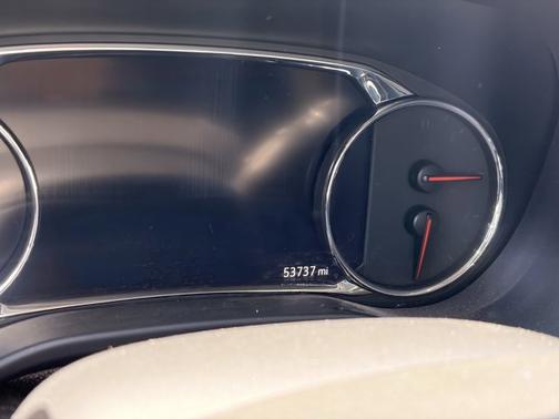 Light Stone Metallic 2022 GMC Acadia AT4