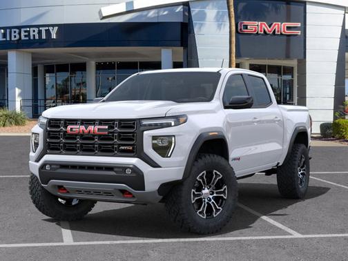 2025 GMC Canyon 4WD AT4