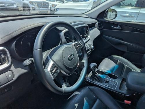 2020 Kia Sorento EX V6