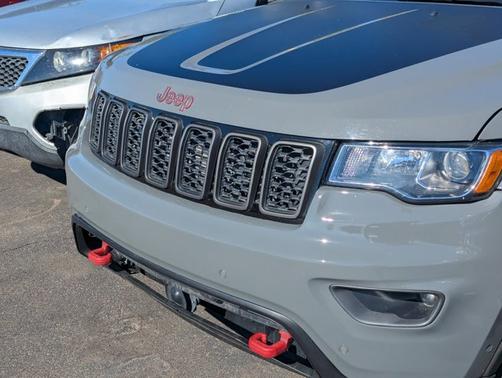 2019 Jeep Grand Cherokee Trailhawk