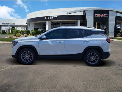 White Frost Tricoat 2023 GMC Terrain SLT