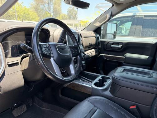 Summit White 2022 GMC Sierra 2500 Denali