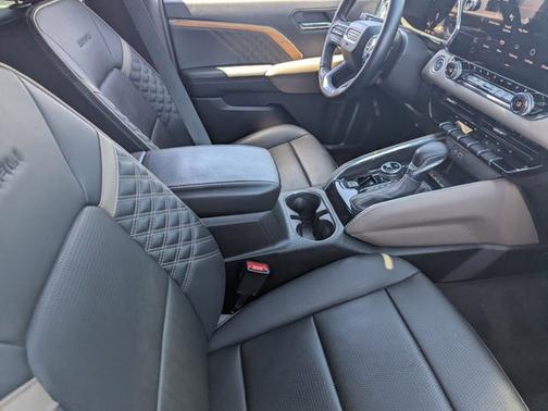 Sterling Metallic 2023 GMC Canyon 4WD Denali