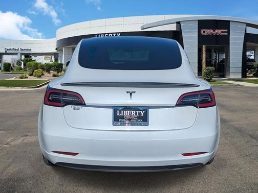 2022 Tesla Model 3 Base