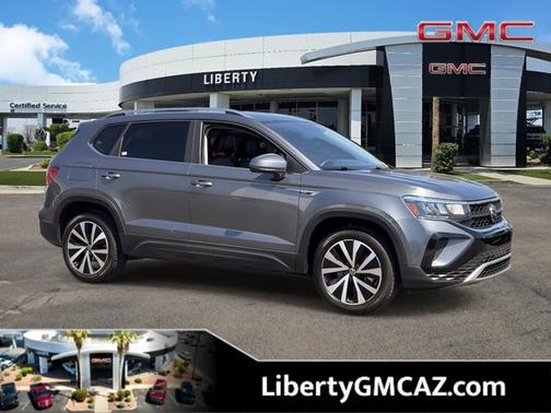 Platinum Gray Metallic 2022 Volkswagen Taos SE