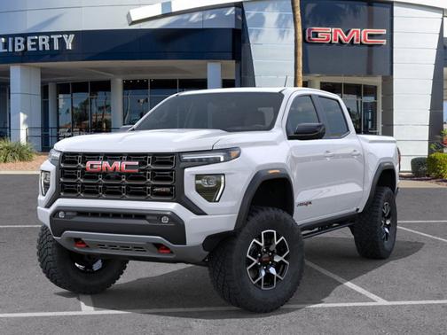 2025 GMC Canyon 4WD AT4