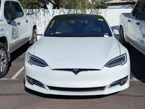 2020 Tesla Model S Long Range