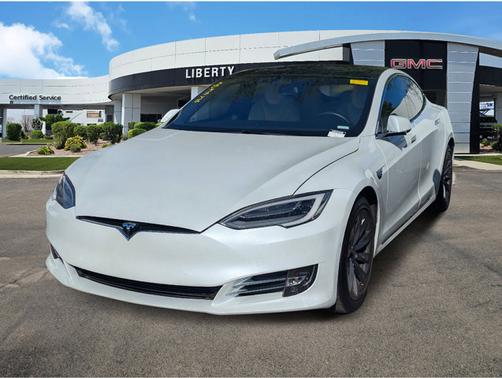 2020 Tesla Model S Long Range