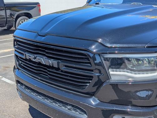Diamond Black Crystal Pearlcoat 2019 RAM 1500 Big Horn