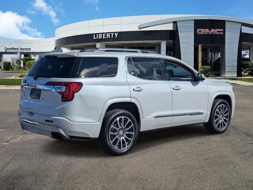 2021 GMC Acadia Denali