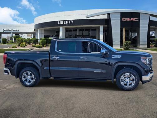 Onyx Black 2024 GMC Sierra 1500 SLT