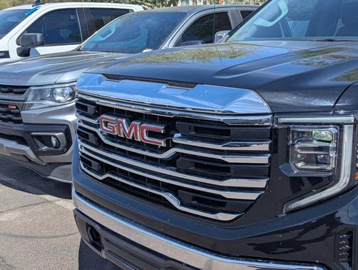 Onyx Black 2024 GMC Sierra 1500 SLT