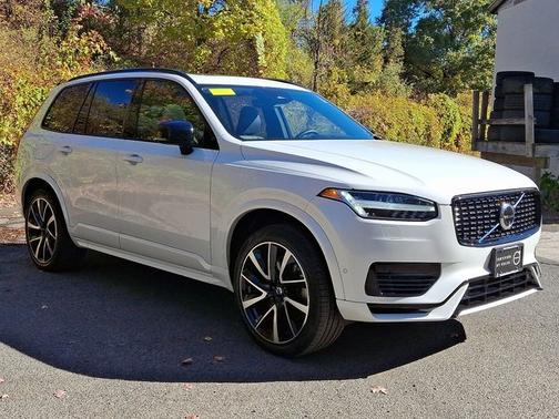 2023 Volvo XC90 Recharge Plug-In Hybrid Ultimate