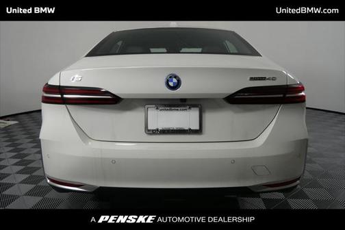 2025 BMW i5 eDrive40