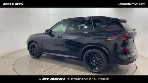 2026 BMW X5 M60i