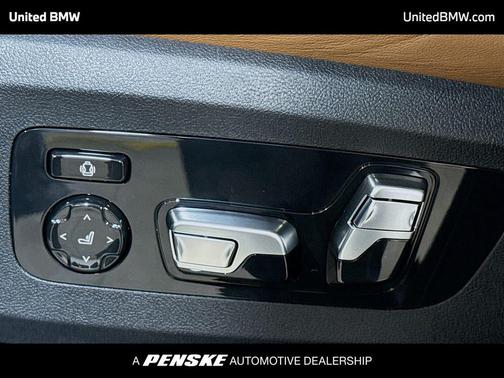 Carbon Black Metallic 2026 BMW X5 M Base