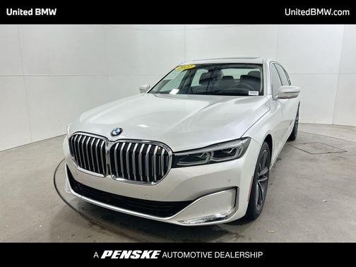 2022 BMW 740 i xDrive