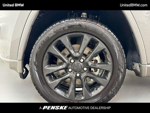 2022 Jeep Grand Cherokee Laredo