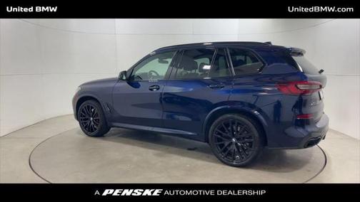2022 BMW X5 M50i