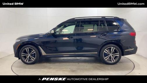 2022 BMW X7 M50i