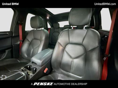 2021 Porsche Macan GTS