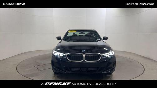 2025 BMW 330 i xDrive