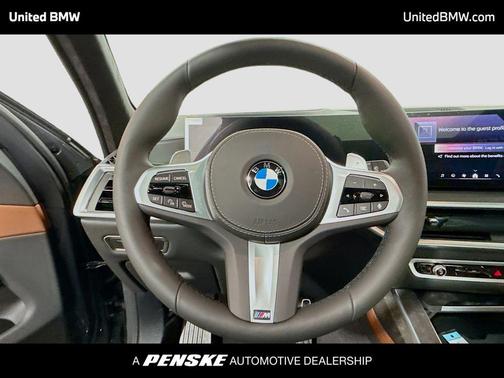 Dravit Grey Metallic 2027 BMW X7 xDrive40i
