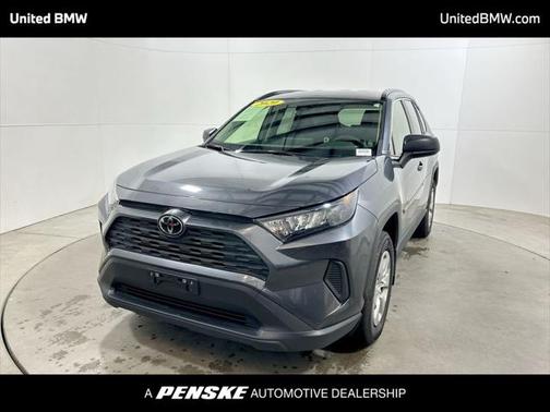 2020 Toyota RAV4 LE