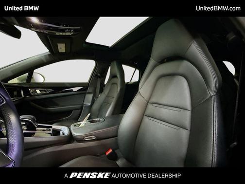 2019 Porsche Panamera 4