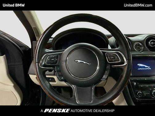 2016 Jaguar XJ XJL Portfolio