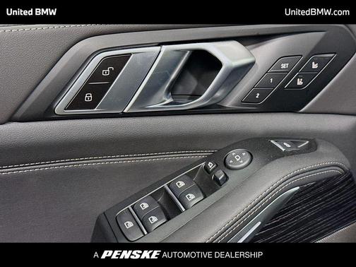 Dravit Grey Metallic 2026 BMW X5 M60i