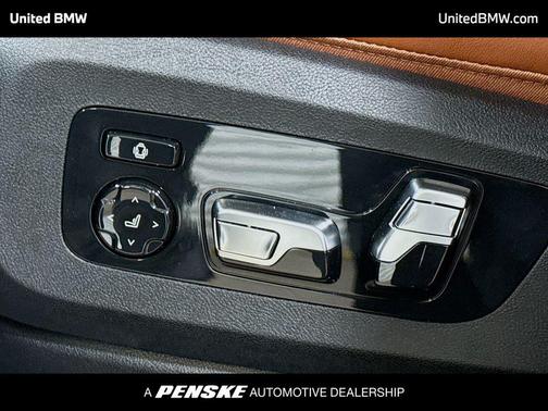 Carbon Black Metallic 2027 BMW X6 xDrive40i