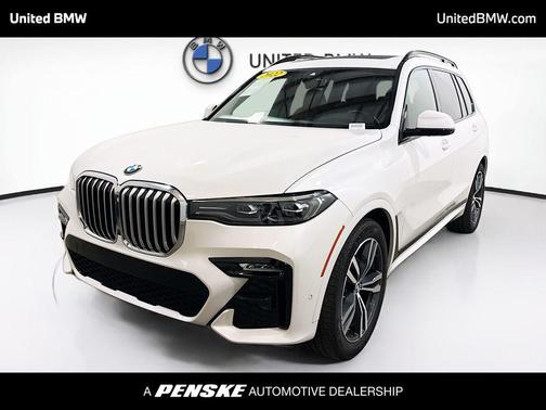 Mineral White Metallic 2022 BMW X7 xDrive40i