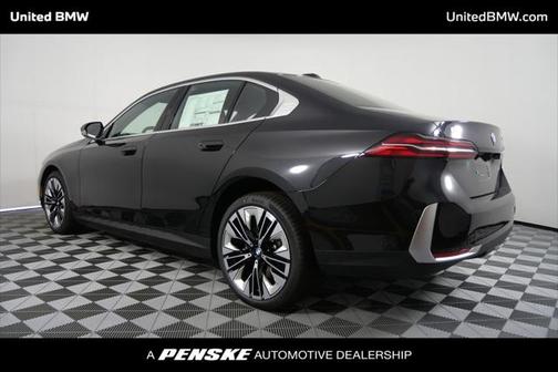 2025 BMW i5 eDrive40