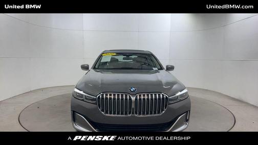 2020 BMW 740 740i