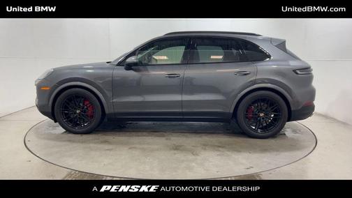 2024 Porsche Cayenne S