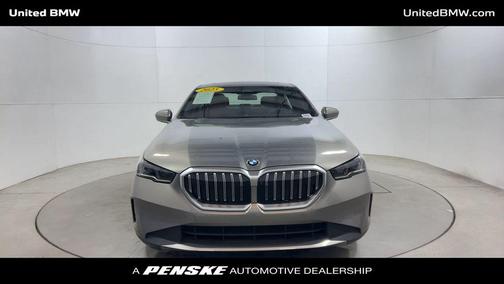 2025 BMW 530 i