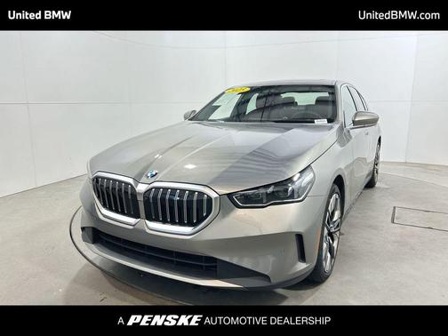 2025 BMW 530 i