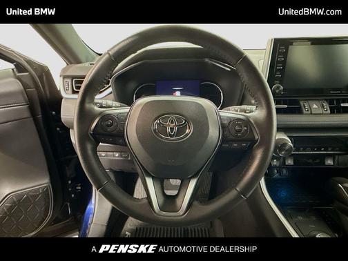 2020 Toyota RAV4 Hybrid SE