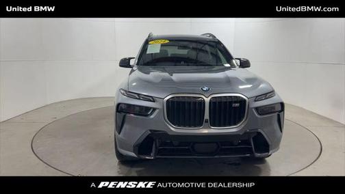 2024 BMW X7 M60i