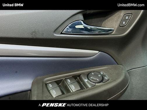 Gray Ghost Metallic 2023 Chevrolet Bolt EUV FWD LT