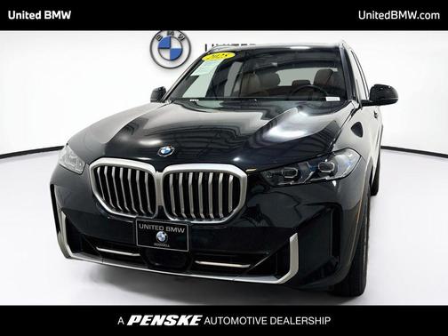 Black Sapphire Metallic 2025 BMW X5 xDrive40i