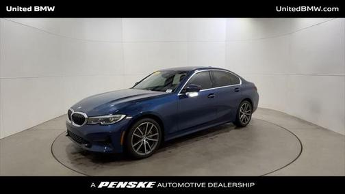 2022 BMW 330 330i Sedan