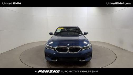 2022 BMW 330 330i Sedan