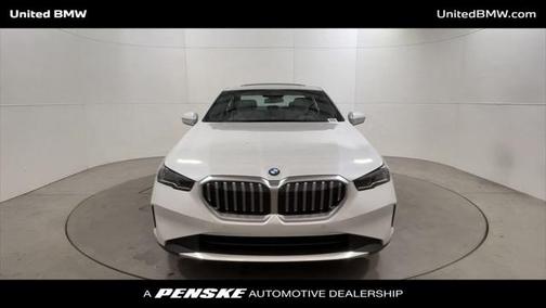 2025 BMW 530 i